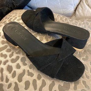 Nwt, Women’s Black Chunky Heeled Mule Sandals. Size 7.5